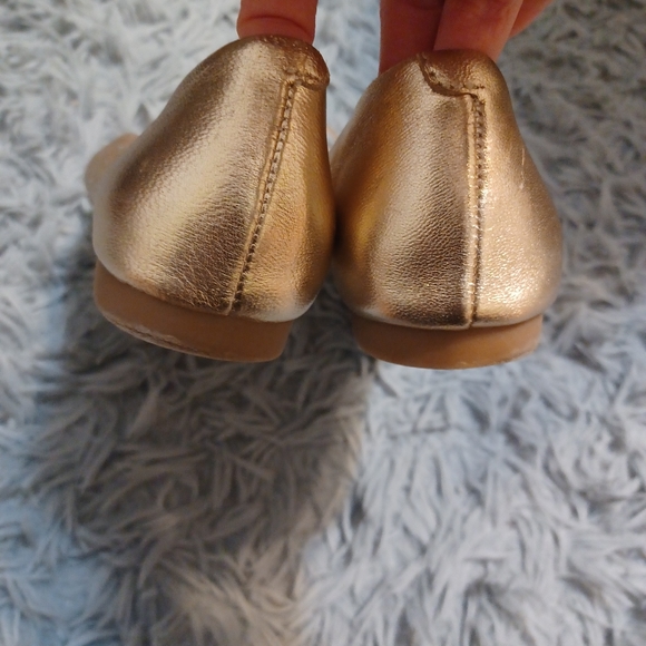 LIKE NEW Steve Madden Gold Ballet Flats Women's Size 6.5 - Picture 10 of 10